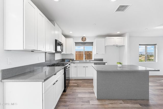 7270 Poppy Boulevard, California City, CA 93505