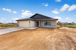 7270 Poppy Boulevard, California City, CA 93505