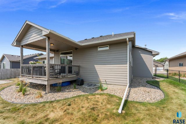 3604 S Home Plate Ave Avenue, Sioux Falls, SD 57110