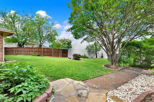4509 Club Estate Place, Mesquite, TX 75150
