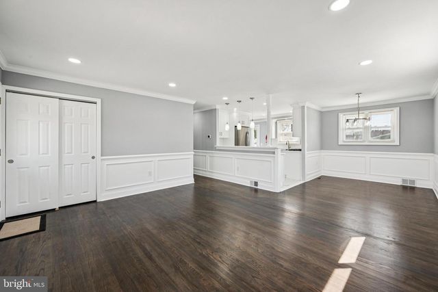 500 CHARLES ST W, Palmyra, NJ 08065