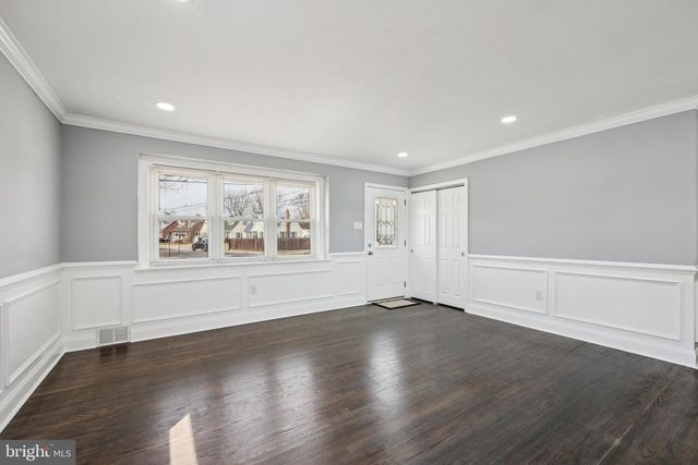 500 CHARLES ST W, Palmyra, NJ 08065
