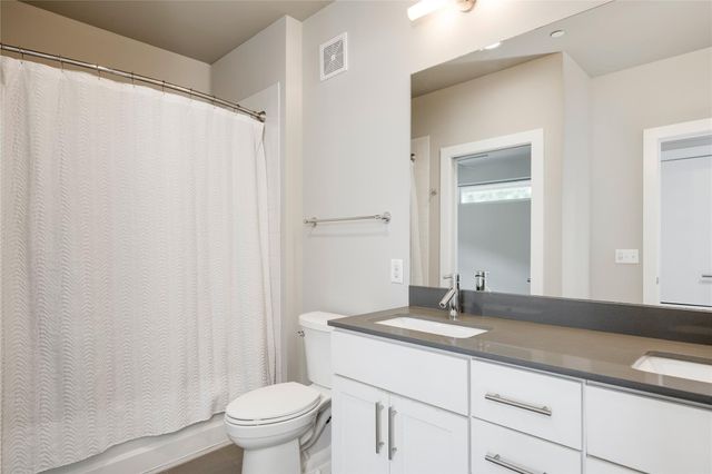 2724 Treble LN 324, Austin, TX 78704