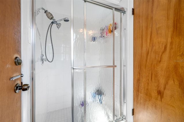 14095 CHAMBERLAIN AVENUE, Largo, FL 33774