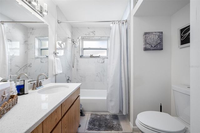 14095 CHAMBERLAIN AVENUE, Largo, FL 33774