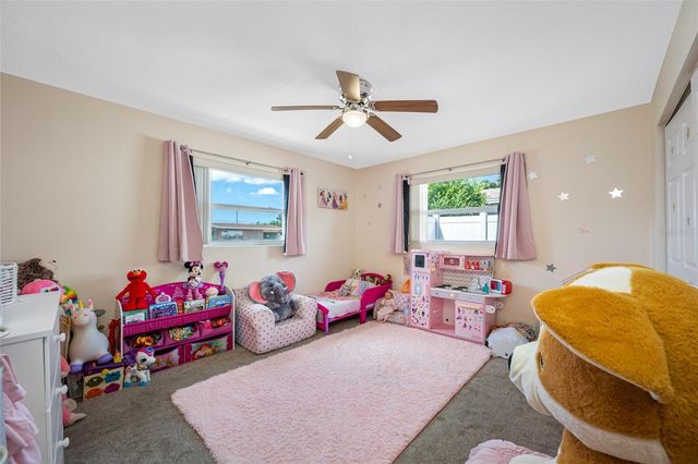 14095 CHAMBERLAIN AVENUE, Largo, FL 33774