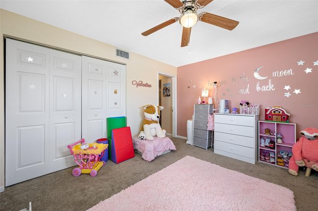 14095 CHAMBERLAIN AVENUE, Largo, FL 33774