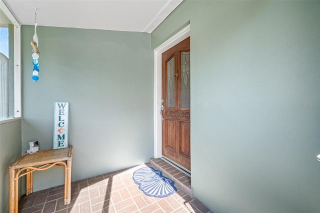 14095 CHAMBERLAIN AVENUE, Largo, FL 33774