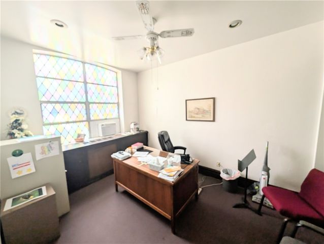 898 Forest Ave, Ross Twp, PA 15202