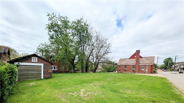 898 Forest Ave, Ross Twp, PA 15202