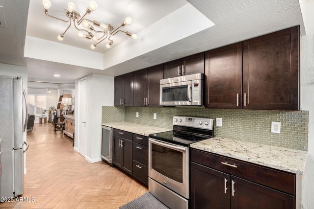 5541 N 5TH Lane, Phoenix, AZ 85013