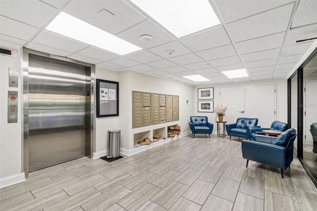 160 COLUMBIA DRIVE 206, Tampa, FL 33606
