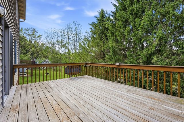 114 Sika Drive, Plum Boro, PA 15239