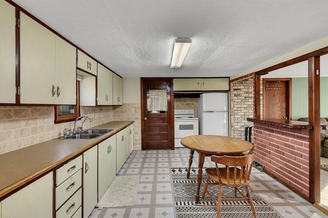 19936 Major Avenue, Hutchinson Twp, MN 55350