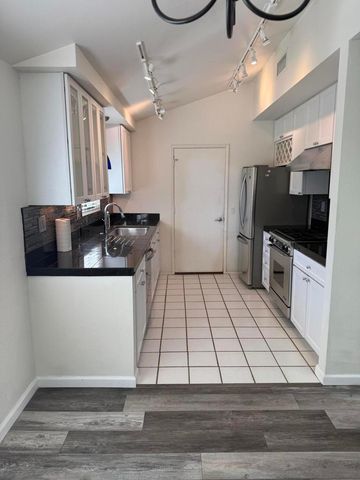 72730 Sage Court, Palm Desert, CA 92260