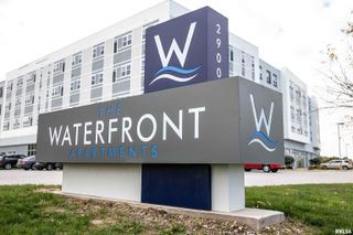 2900 RIVER Drive, Moline, IL 61265