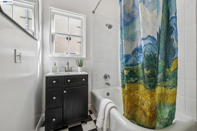 2365 2365 VIRGINIA STREET 2, Berkeley, CA 94709