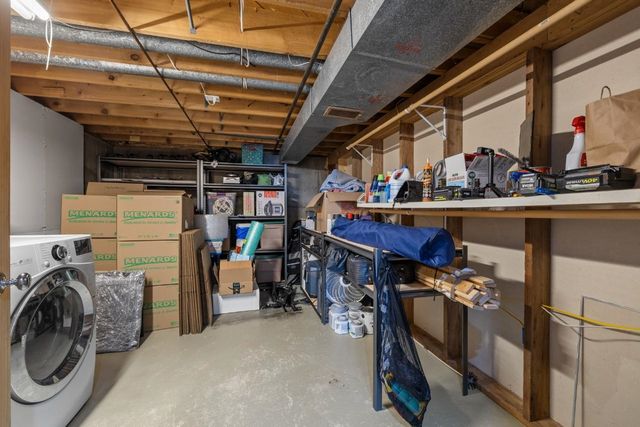 201 10th Ave. SE, Minot, ND 58701