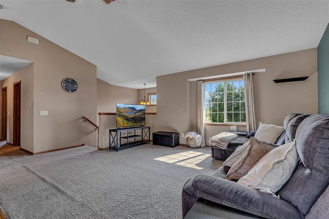 10144 157th Avenue SE, Becker, MN 55308