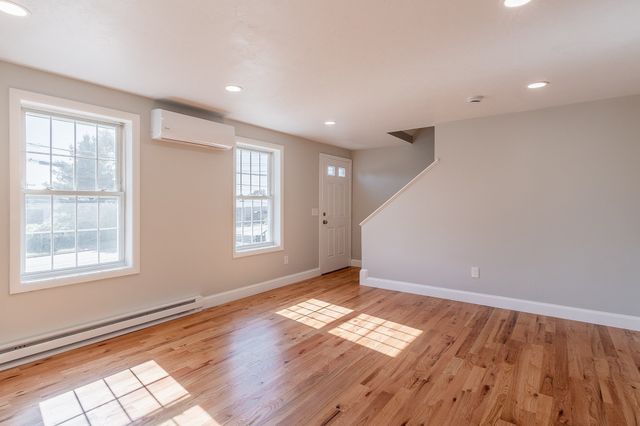 32B Boylston Street, Worcester, MA 01605