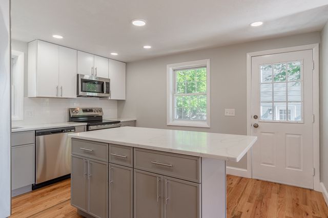 32B Boylston Street, Worcester, MA 01605