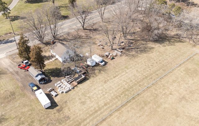 2170 Pilot Knob Road, Mendota Heights, MN 55120