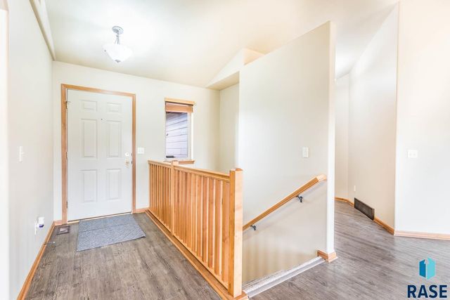 404 United Ave Avenue, Harrisburg, SD 57032