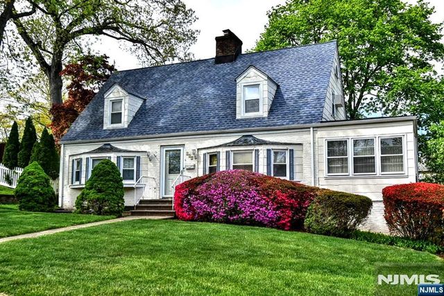 137 Manhattan Avenue, Waldwick, NJ 07463