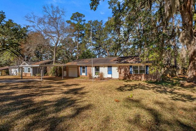 1818 Doric Drive, Tallahassee, FL 32303