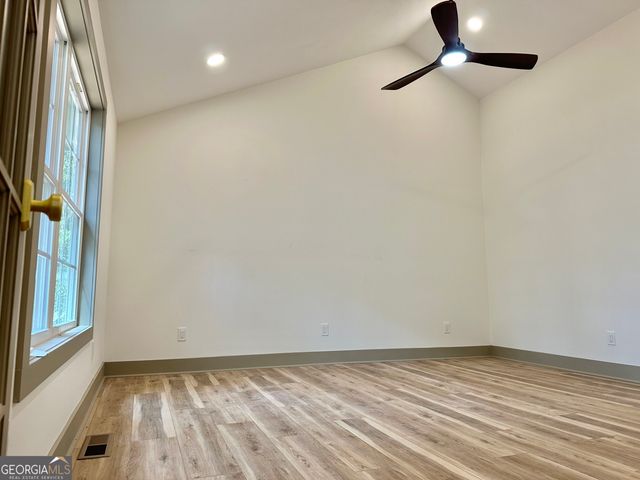 84 N Bowden Street, Commerce, GA 30529
