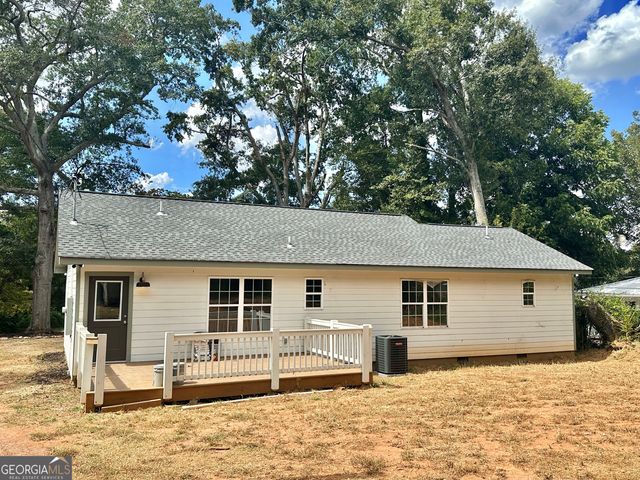 84 N Bowden Street, Commerce, GA 30529