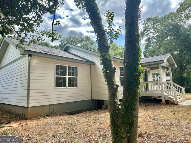 84 N Bowden Street, Commerce, GA 30529