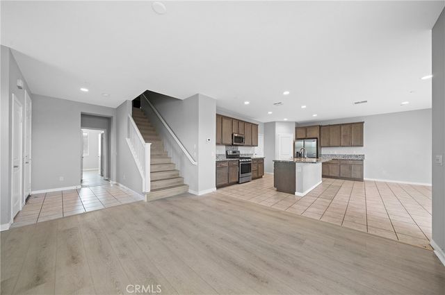 4806 S Apricot, Ontario, CA 91762