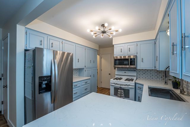 8148 Greenridge Drive, Jenison, MI 49428