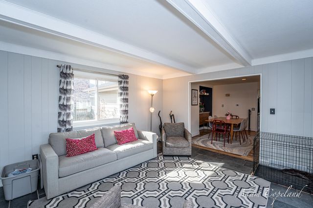 8148 Greenridge Drive, Jenison, MI 49428