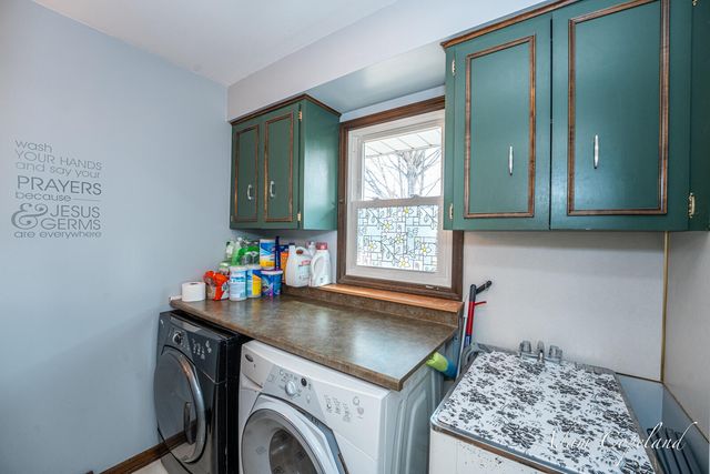 8148 Greenridge Drive, Jenison, MI 49428