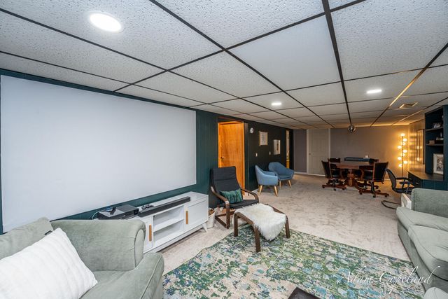 8148 Greenridge Drive, Jenison, MI 49428