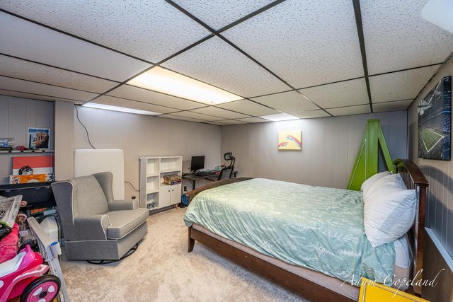 8148 Greenridge Drive, Jenison, MI 49428