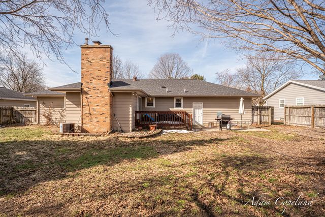 8148 Greenridge Drive, Jenison, MI 49428