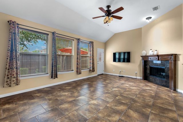 2600 Oakland Hills Drive, Plano, TX 75025