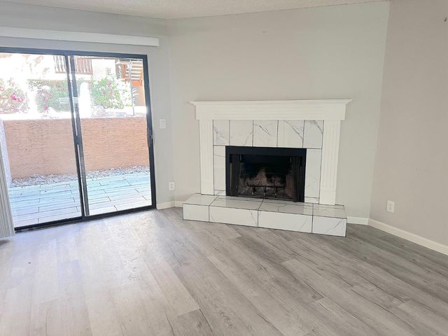 3031 N Civic Center Plaza 148, Scottsdale, AZ 85251