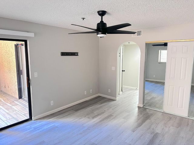 3031 N Civic Center Plaza 148, Scottsdale, AZ 85251