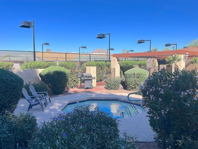 3031 N Civic Center Plaza 148, Scottsdale, AZ 85251