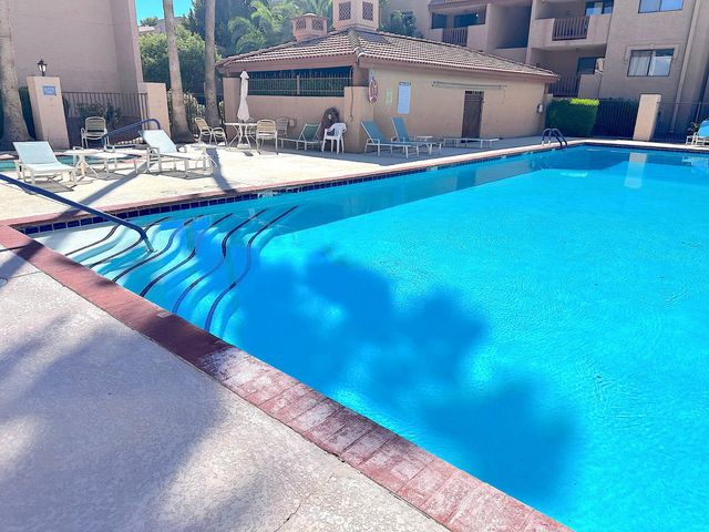 3031 N Civic Center Plaza 148, Scottsdale, AZ 85251