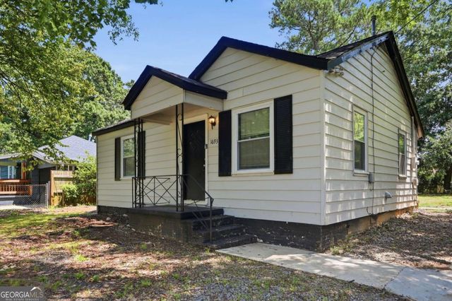 1693 Concord Drive SE, Marietta, GA 30060