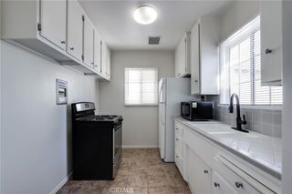 139 10th 2, Seal Beach, CA 90740