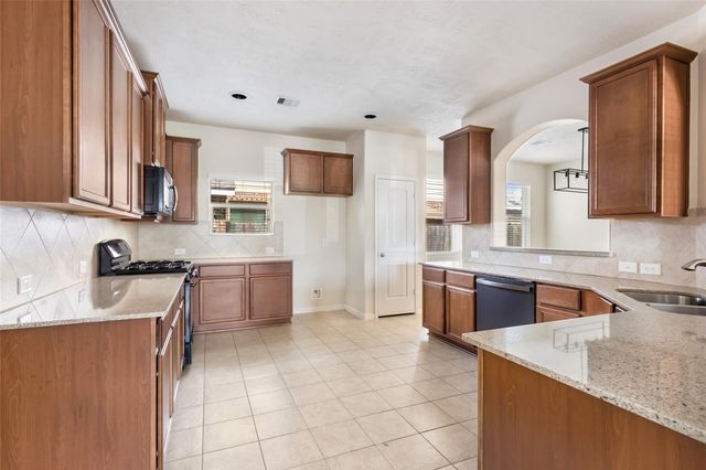 13602 Kodiak Brown Bear Street, Crosby, TX 77532