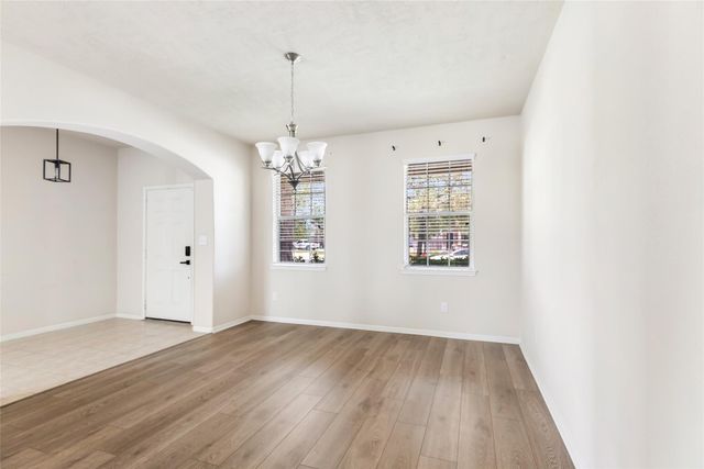 13602 Kodiak Brown Bear Street, Crosby, TX 77532