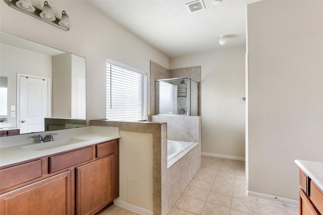 13602 Kodiak Brown Bear Street, Crosby, TX 77532