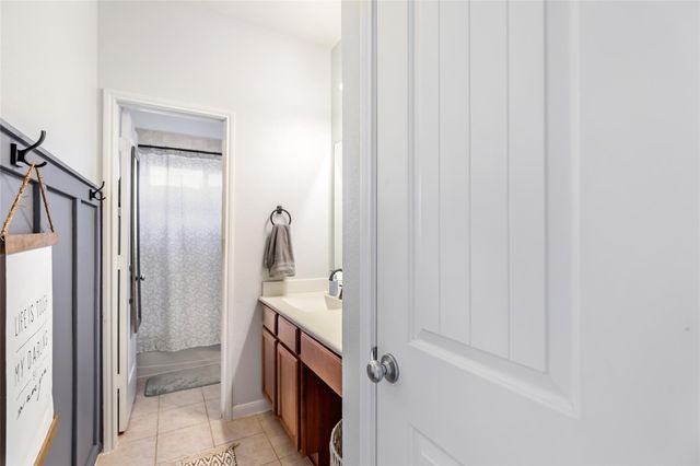 13602 Kodiak Brown Bear Street, Crosby, TX 77532